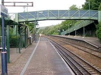 Police trace young people who throw rocks on railway line