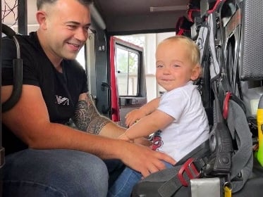 Firefighters across the South Hams back fundraiser to help Idris walk 