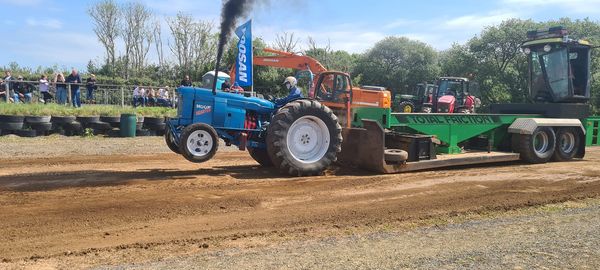 Tractor pulling