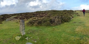 Stone Age flint tools unearthed at Dartmoor dig