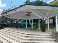 Kingsbridge to stage Carols on the Bandstand event