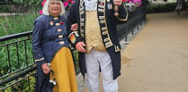 Oyez! Oyez! Oyez! Les and Liz compete for top honours