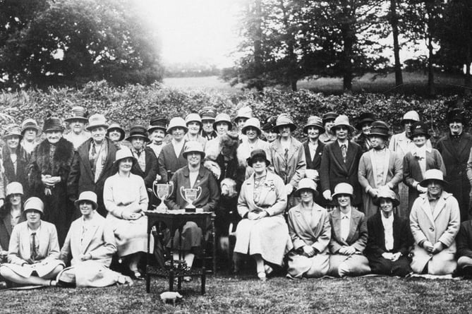 Aveton Gifford Women's Institute c 1925. Pictured at South Efford. Centre