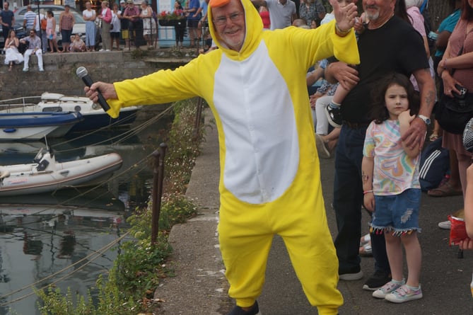 Duckmaster Keith Barker - Dartmouth Rotary Club 