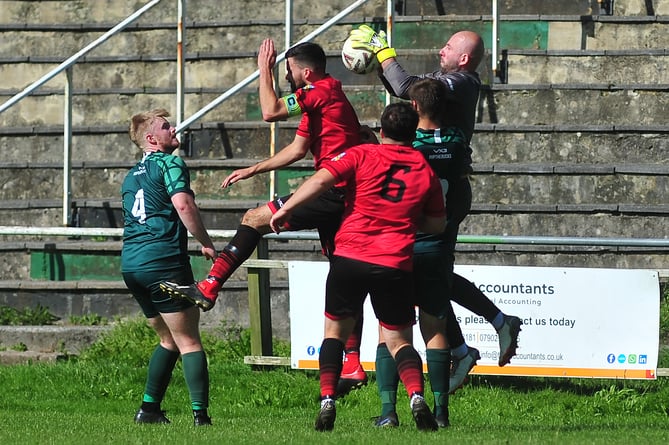 South Devon Football League Premier Division. Buckfastleigh Rangers versus East Allington United. Not a good day at the Duckspond for the home side who went down three goals to bil to the visitors from the South Hams