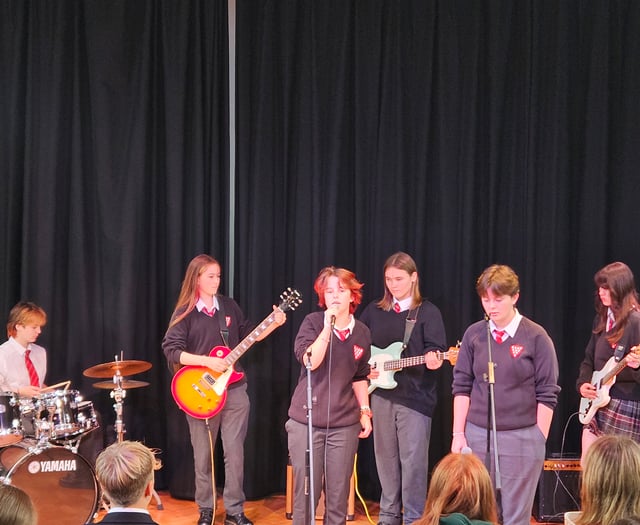  Kingsbridge Students battle it out in school talent show