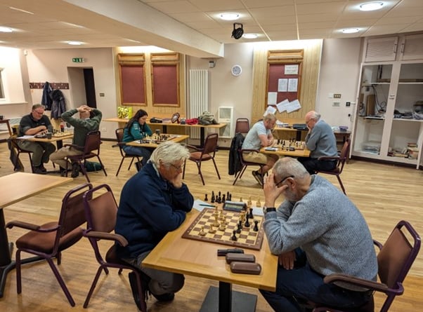  South Hams Chess Club month one, 24-25