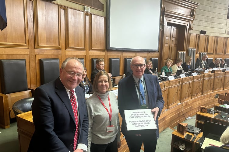 From left to right: Cllr Jonathan Hawkins, petition organiser Lindsay Ellwood, and Devon County Council leader, James McInnes